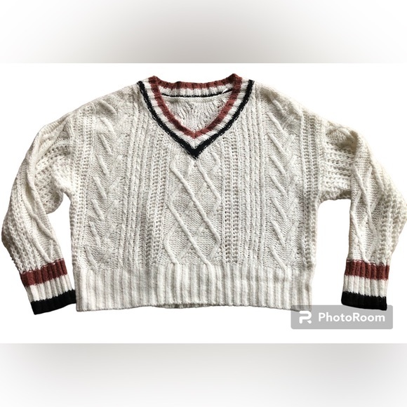 ROMWE Sweater Sz Large Off White Cable Blue Brown Trim Cropped Wide Poly Blend - Picture 1 of 5